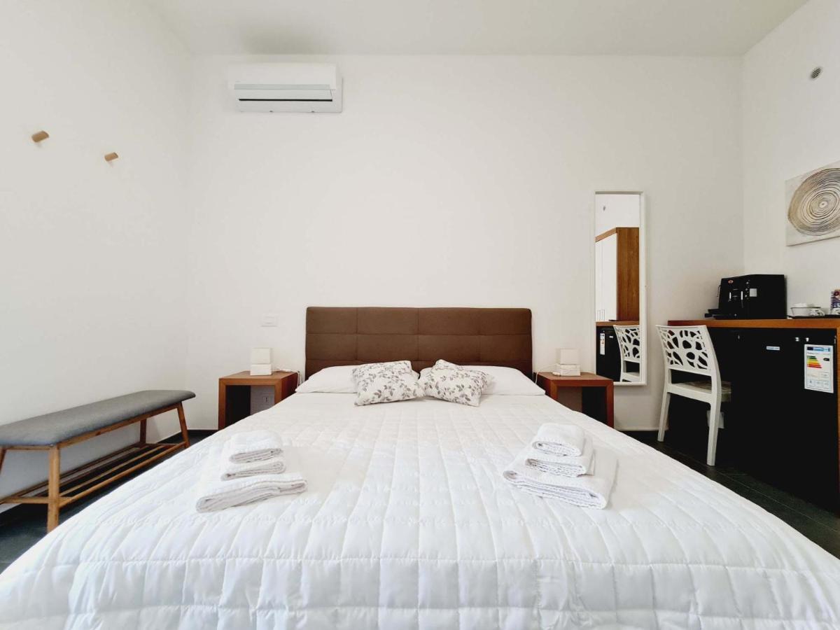 Medusa Room Apartment Порто Чезарео Екстериор снимка
